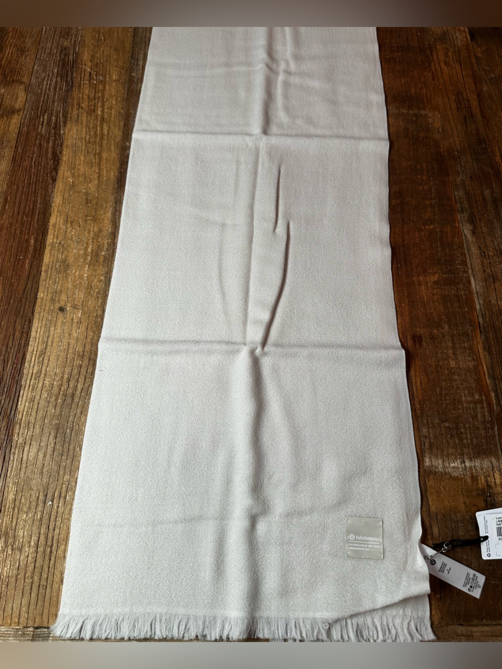 lululemon athletica Cream Lightweight Scarf - Picture 7 of 10